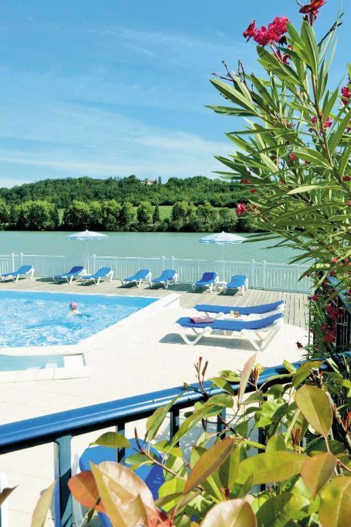 Residence Pierre & Vacances Le Hameau Du Lac Marciac Exterior photo
